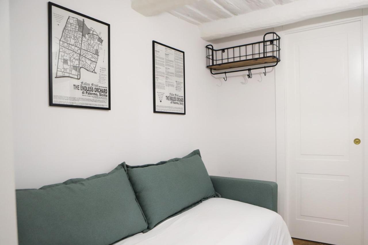 Pizzofalcone Studio By Wonderful Italy Apartment เนเปิลส์ ภายนอก รูปภาพ